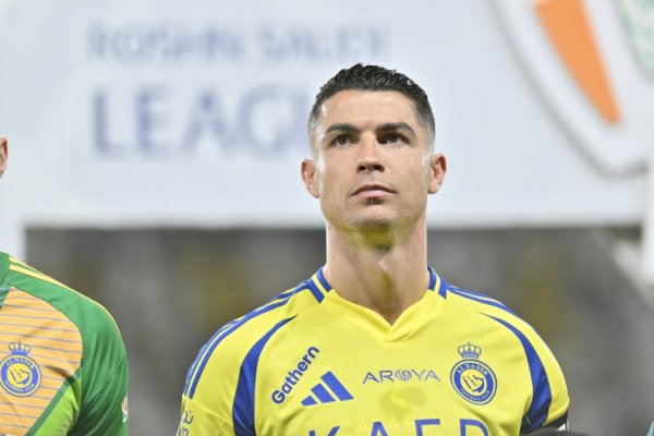 Chủ tịch thể thao Bồ Đào Nha: Ronaldo đã công khai tuyên bố rằng anh ấy sẽ không trở lại Bồ Đào Nha để chơi bóng đá, anh ấy sẽ luôn là người mẫu cho câu lạc bộ