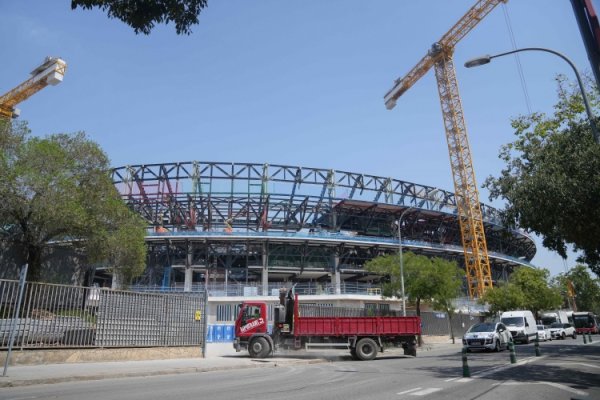 Thể thao thế giới: Barcelona có thể ở tại tòa án tạm thời để bù đắp cho doanh thu vé, và dự kiến sẽ trở lại Camp Nou vào tháng 11