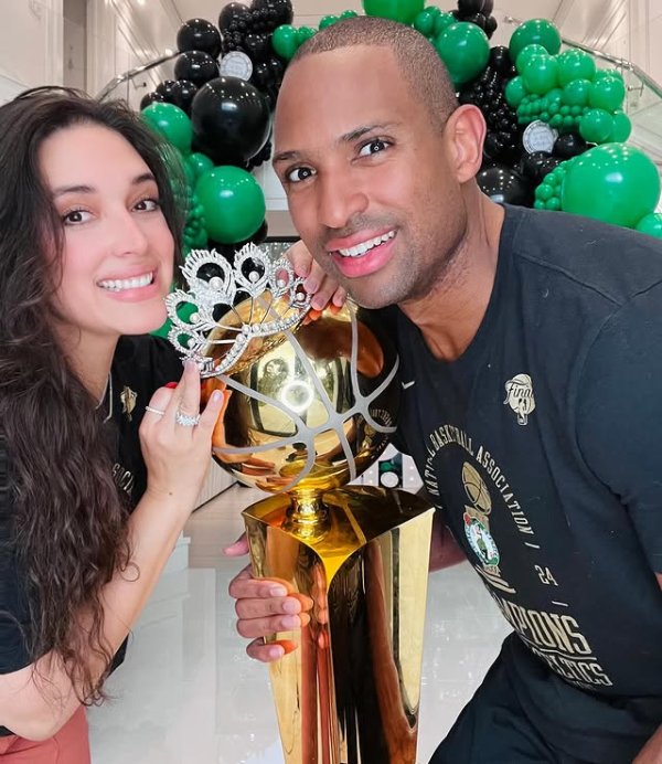 😍horford s Vợ: Hoa hậu Hoàn vũ đầu tiên ở Dominicans, 188 cao và tài năng