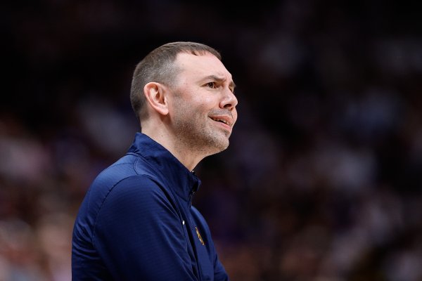 Adelman nói về cầu thủ mới của Clippers: Paul là huyền thoại