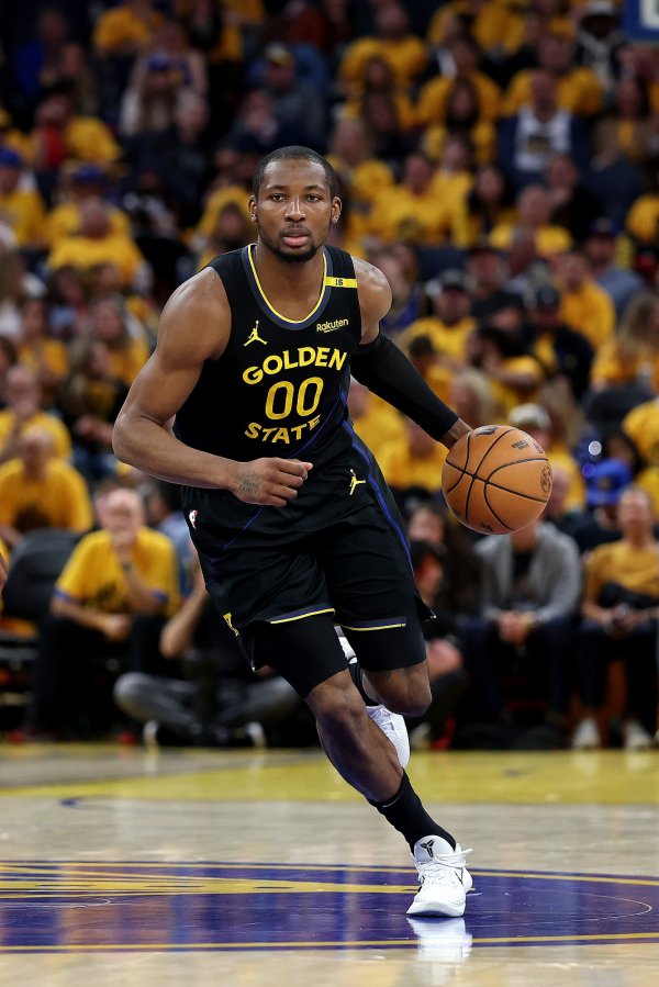 Cole: Kuminga đã thực sự trưởng thành rất nhiều. Anh ấy hiểu rõ hơn nhu cầu của đội.