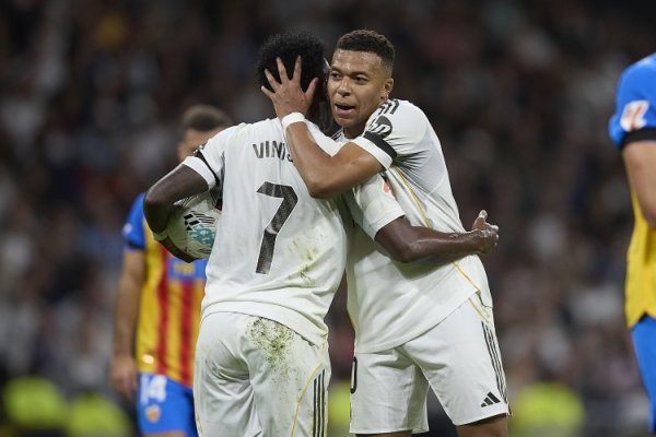 Valdano: Alonso nên làm rõ thứ tự đá phạt đền, còn Mappe đang tranh giành Chiếc giày vàng nên là ứng cử viên thực hiện quả phạt đền