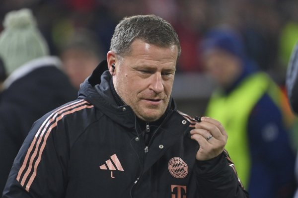 Hamann: Ban lãnh đạo cấp cao giống như một người đứng ngoài cuộc thành công của Bayern hơn. Ngay cả những quyết định ký hợp đồng trong mùa hè này cũng do các cầu thủ đưa ra.