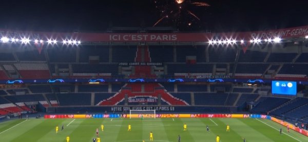 Paris đấu với Bayern! Champions League giới thiệu hệ thống giai đoạn giải đấu và lần đầu tiên diễn ra cuộc đọ sức giữa hai đội đứng đầu.