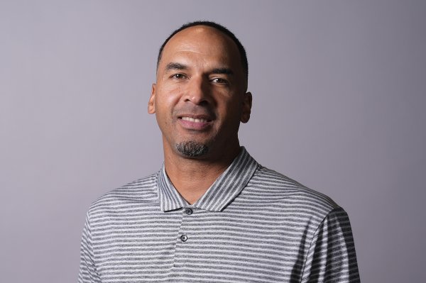 🤔Ai tệ hơn? Ngày mai Mavericks và Wizards, những người đứng cuối cùng trong Hội nghị Đông và Tây, sẽ đối đầu trực tiếp.