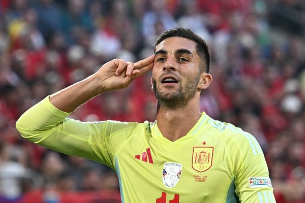 Ferran Torres ghi 23 bàn, đứng thứ 9 trong danh sách ghi bàn mọi thời đại của đội tuyển Tây Ban Nha.