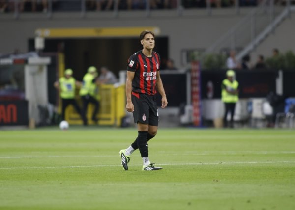 Di Marzio: Maignan, Gabbia và Ricci sẽ cùng nhau trở lại Milan tập luyện sớm một ngày