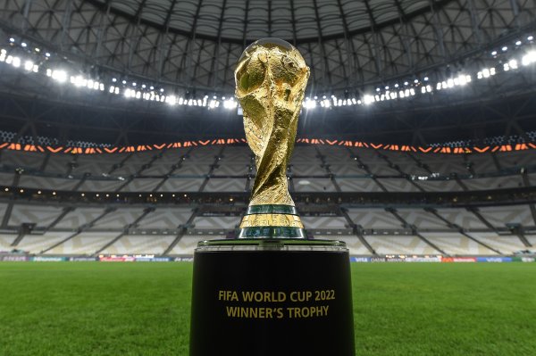 Phóng viên Ba Lan: Có 16 địa điểm mới cho World Cup nhưng chỉ có 3 địa điểm đến từ châu Âu nhưng Haiti và Curacao đã vượt qua vòng loại.